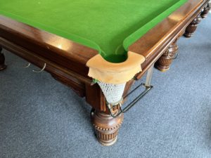 Antique Mahogany Turned Leg Full Size Snooker Table - Image 3