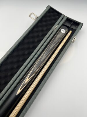 Westland 3/4 Cue & Case Set "Black & White Veneer" - Image 3